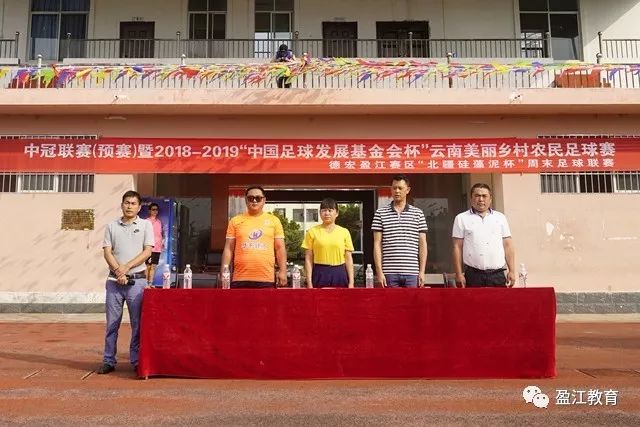 广州大学城商业区发生持刀袭击事件，嫌疑人已被抓获